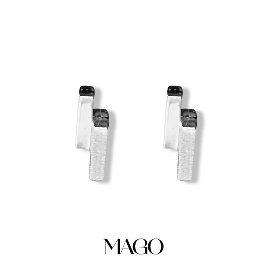 MAGO 925純銀耳環 - ET1767 純銀鍍白金長方形耳環 細節實拍 | MAGO925