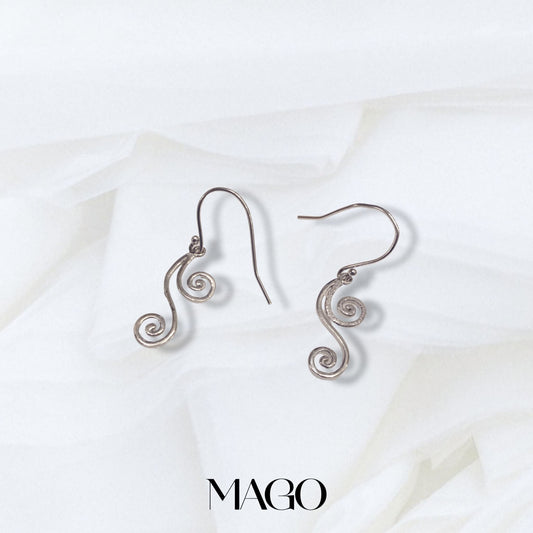 MAGO 925純銀耳環 - SER5112 純銀鍍白金波浪花耳環 細節實拍 | MAGO925