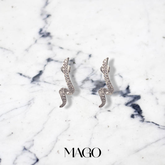 MAGO 925純銀耳環 - SER5133 純銀鍍白金鋯石扭耳環 細節實拍 | MAGO925
