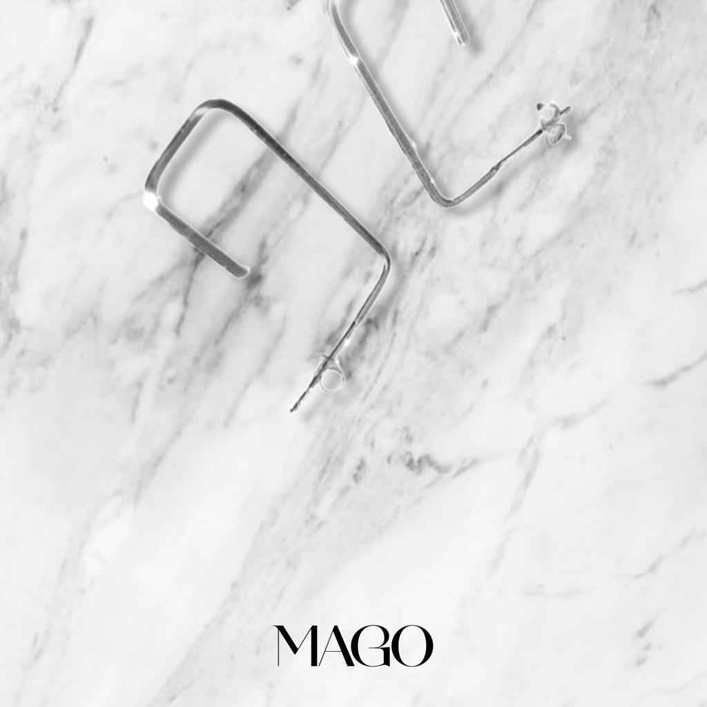 MAGO 925純銀耳環 - SER5007 925純銀端莊方形耳環