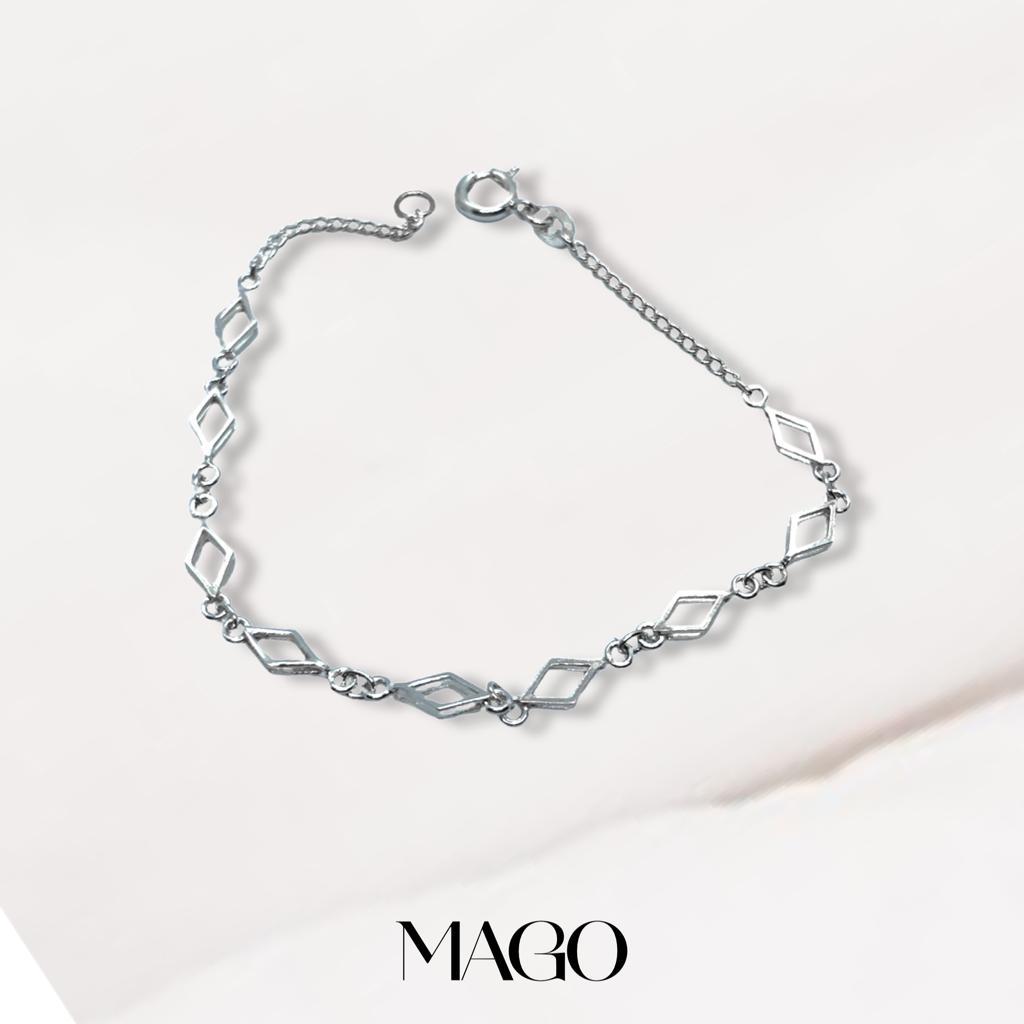 https://cdn.shopify.com/s/files/1/0574/0498/1387/files/a11_b7db73e2-281b-4c61-846d-d940335819bd.jpg?v=1647080479