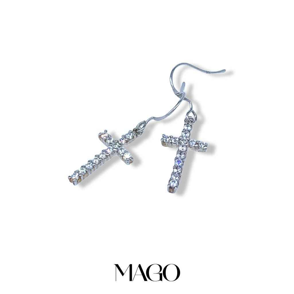 MAGO 925純銀耳環 - SER4063 鋯石十字架925耳環