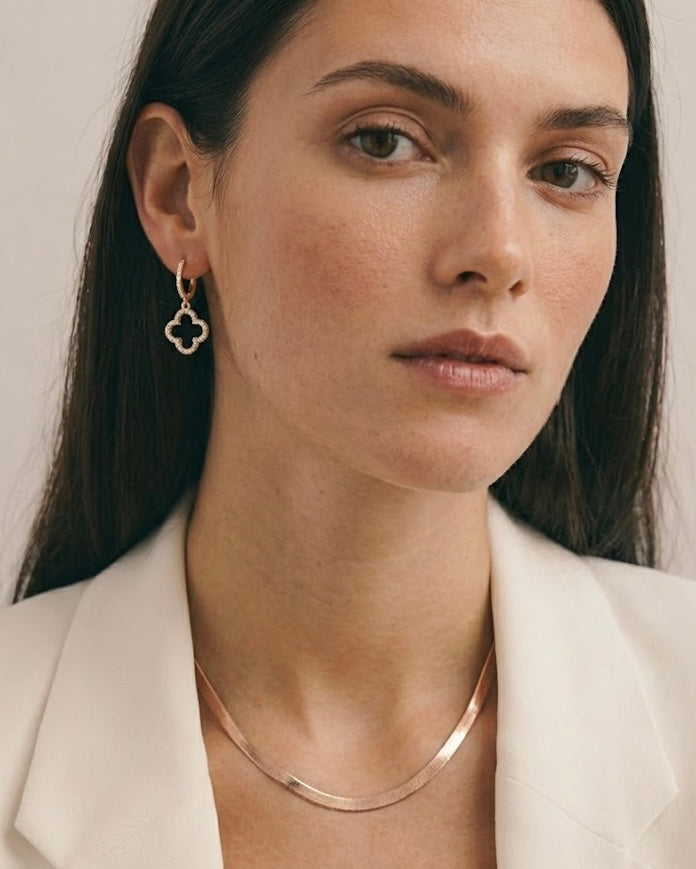 幸運草鏤空鋯石純銀耳環