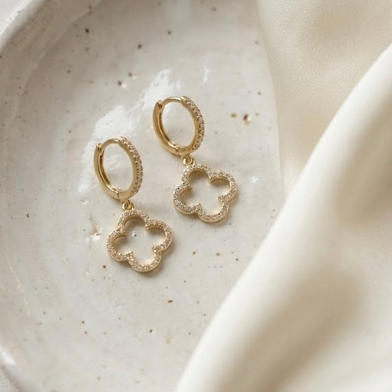 幸運草鏤空鋯石純銀耳環